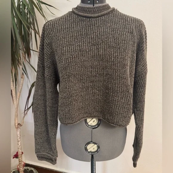 BDG Urban Outfitters Boxy Cropped Fisherman Knit Sweater - Picture 1 of 8